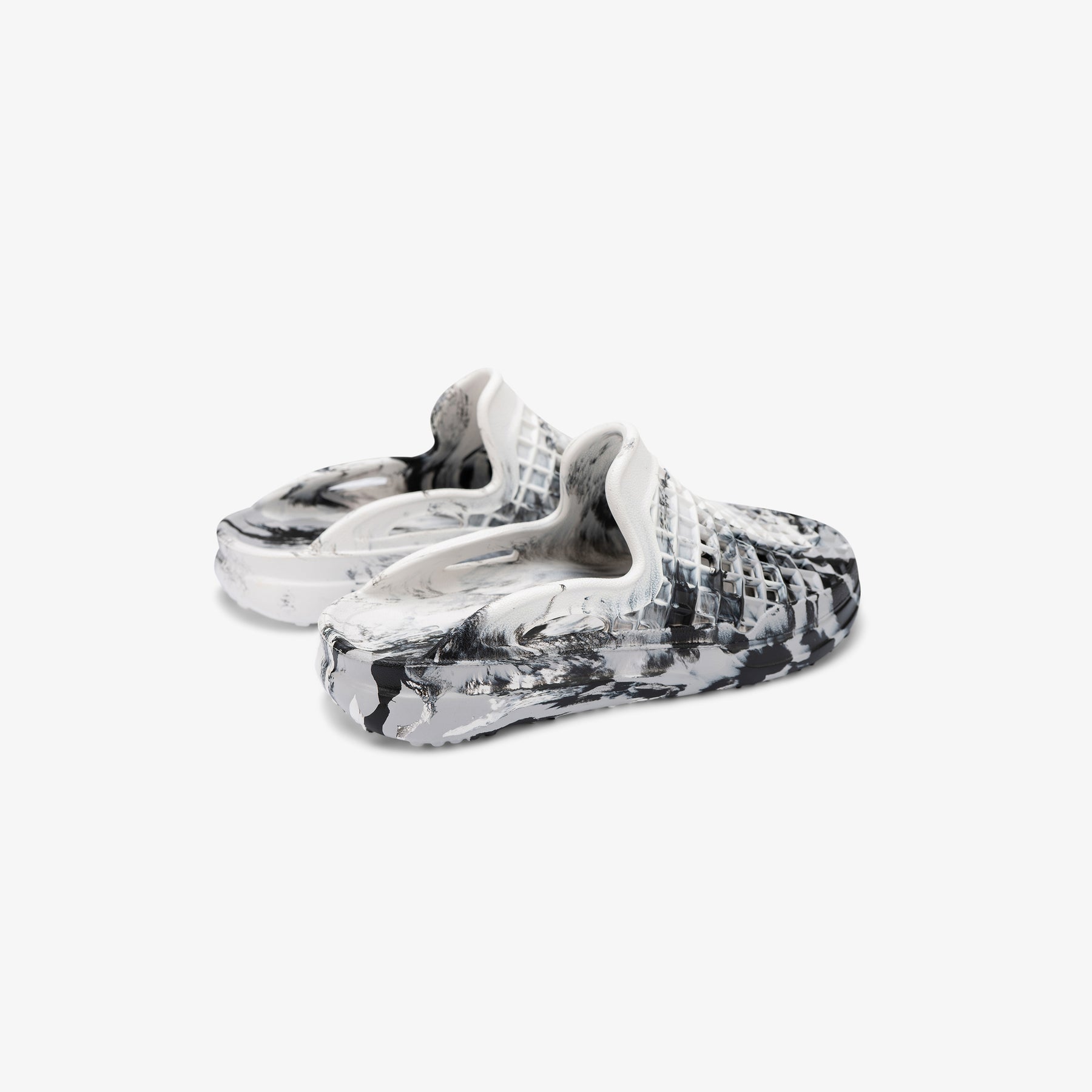 Scenario Slide - Carrara Swirl